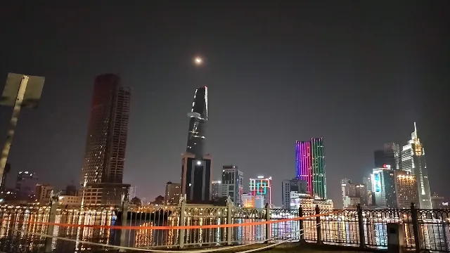 Một góc tại Công viên bờ sông Sài Gòn